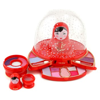 Pupa snowglobe!